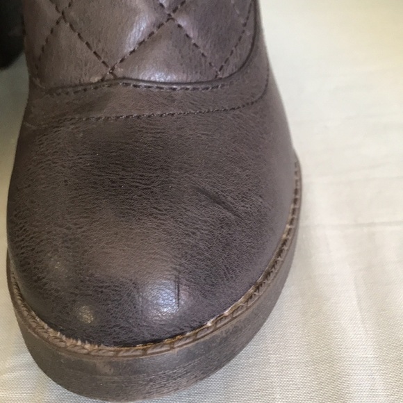 Arizona Jeans dark gray zip up block heel round toe quilted ankle booties size 7 - Picture 7 of 14